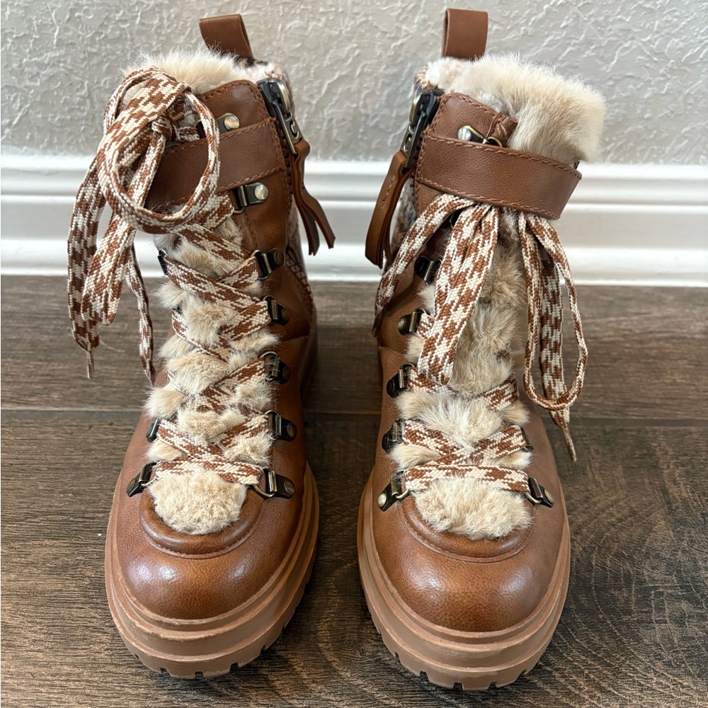 Circus by Sam Edelman Woman Faux Fur Boots